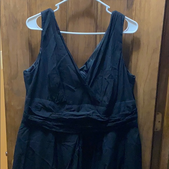 DB Black Dress - Picture 3 of 5